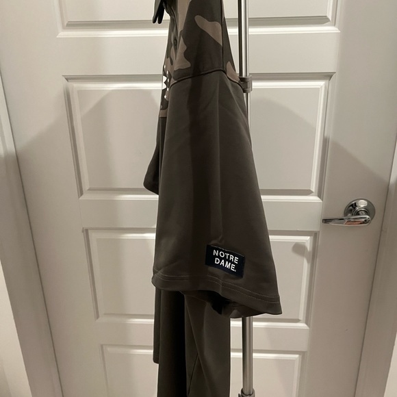 NWT Notre Dame Fighting Irish Under Armour Military Appreciation Polo (L) - Picture 3 of 6